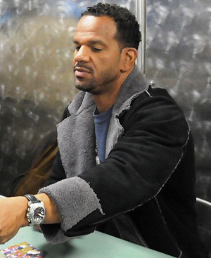 Hire Andre Reed for an event.