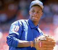 Hire Darryl Strawberry for an event.
