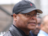 Hire Mike Singletary for an event.