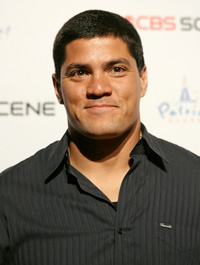 Hire Tedy Bruschi for an event.